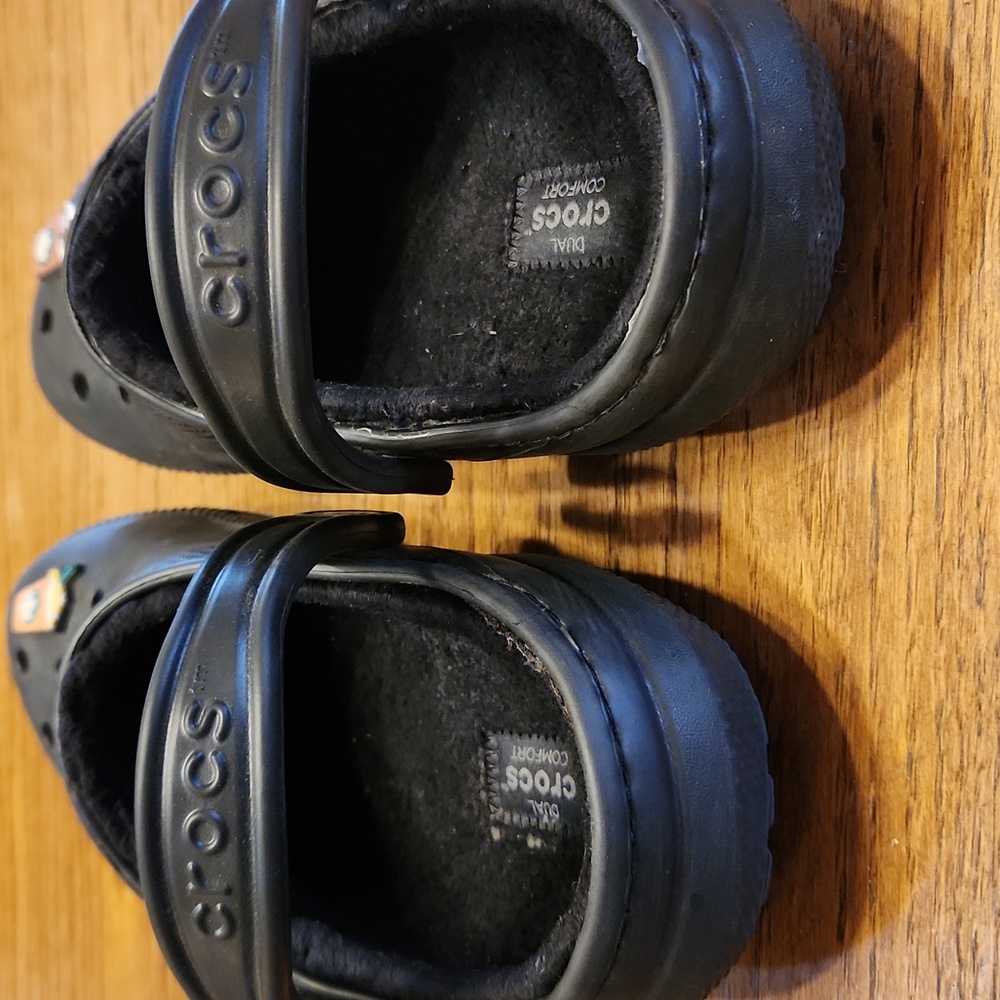 Black Crocs Size M6 W8 - Picture 5 of 9